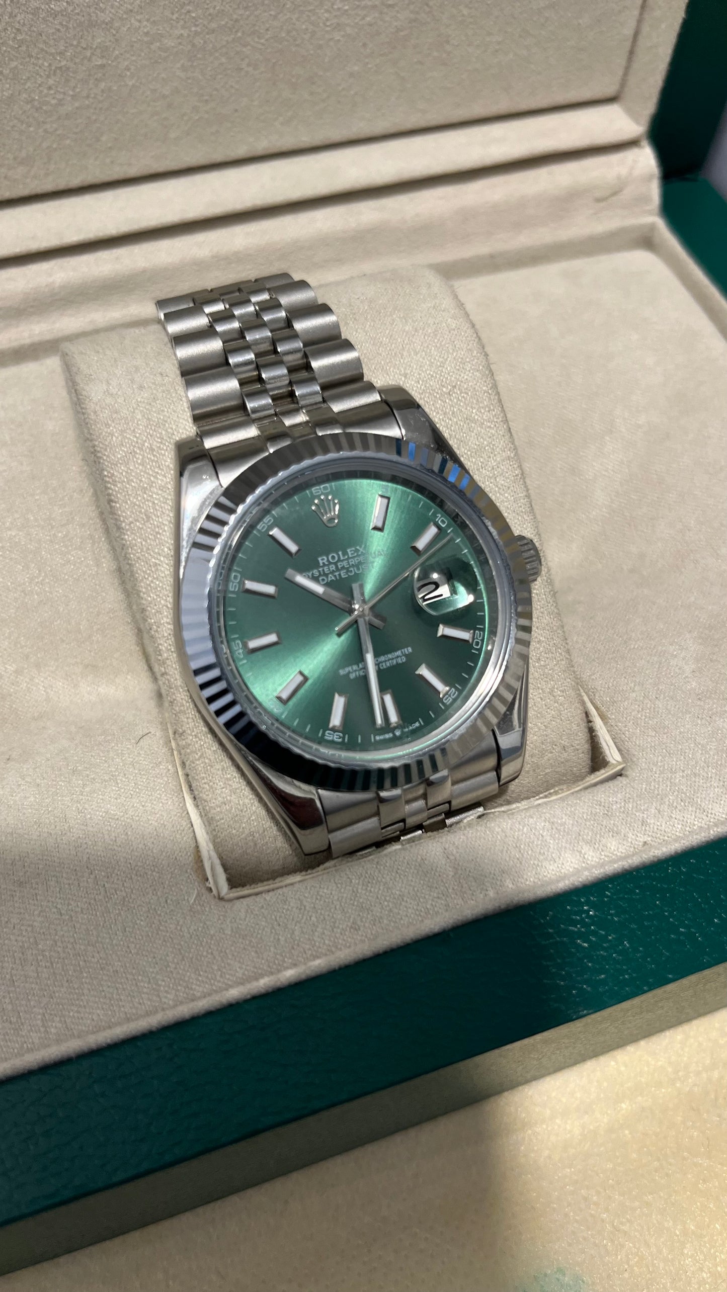 Rolex date just 41mm
